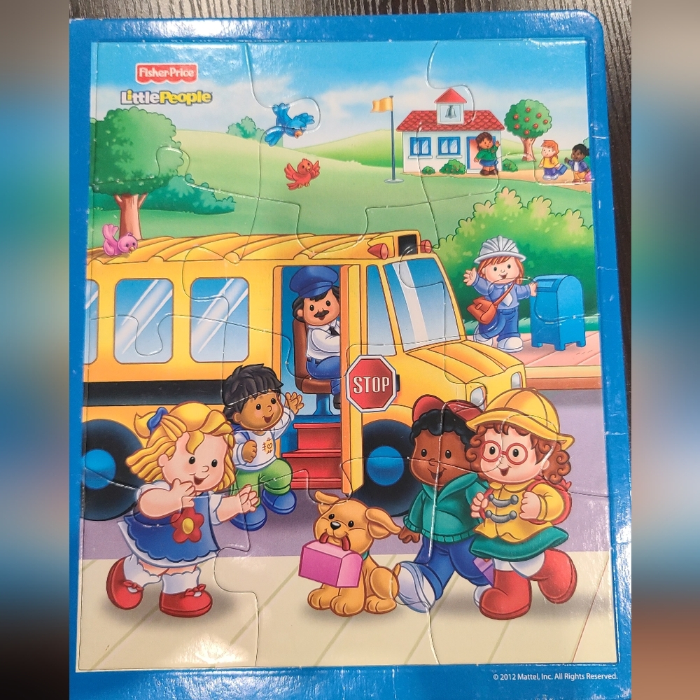 Fisher Price Little People 2 puzzles school bus & playground